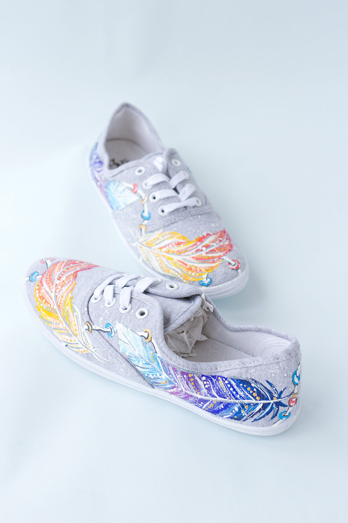 Кеды с росписью перьями Magic feathers