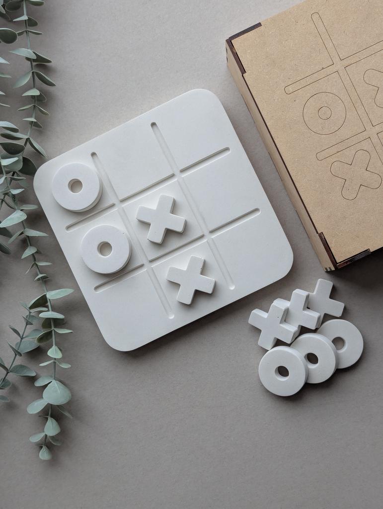 Настольная игра из бетона крестики - нолики BRUNI (белый/белый)