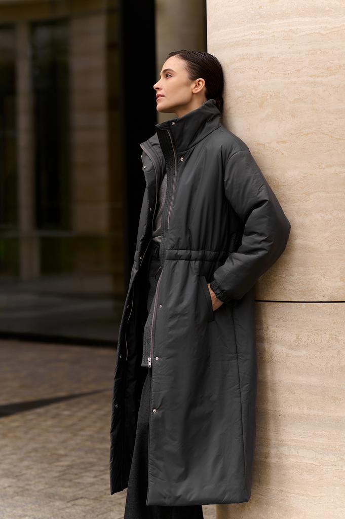 Длинный пуховик с капюшоном на кулисе DARK GREY BURLO