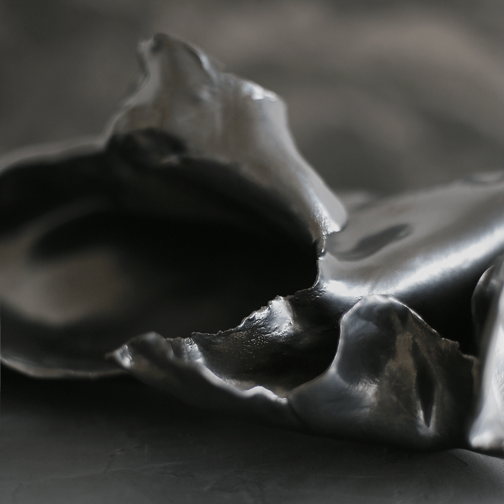 metal twist object