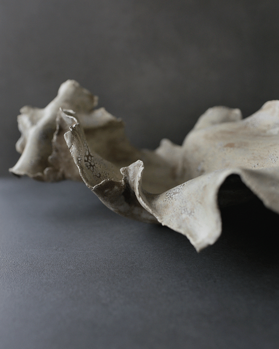 antique wave