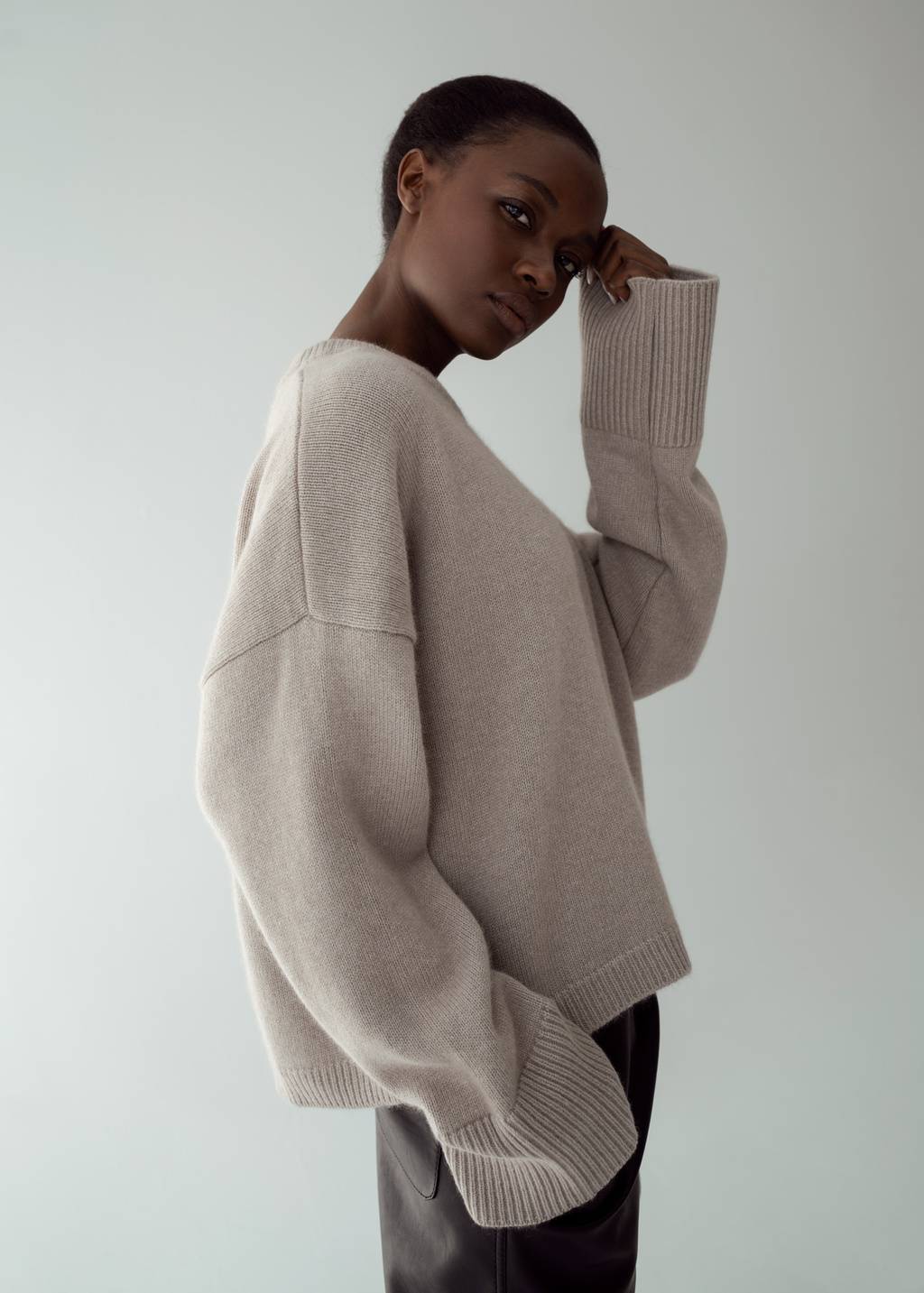 100% wool oversized  jumper