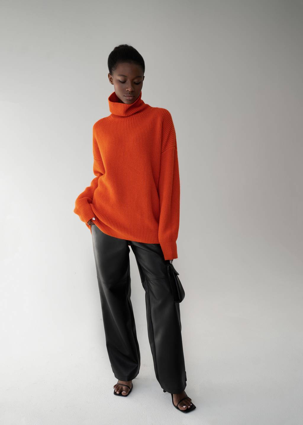 Oversized extremely soft 100% cashmere sweater