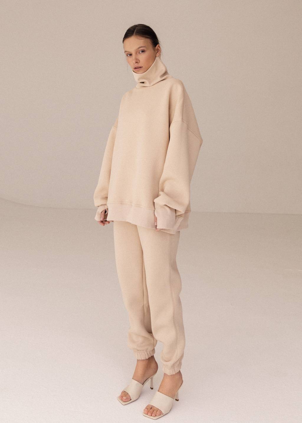 Fleece cotton oversized turtleneck suit
