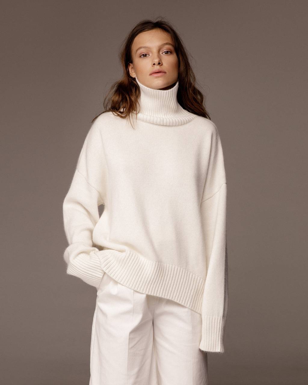 Oversized extremely soft 100% cashmere sweater