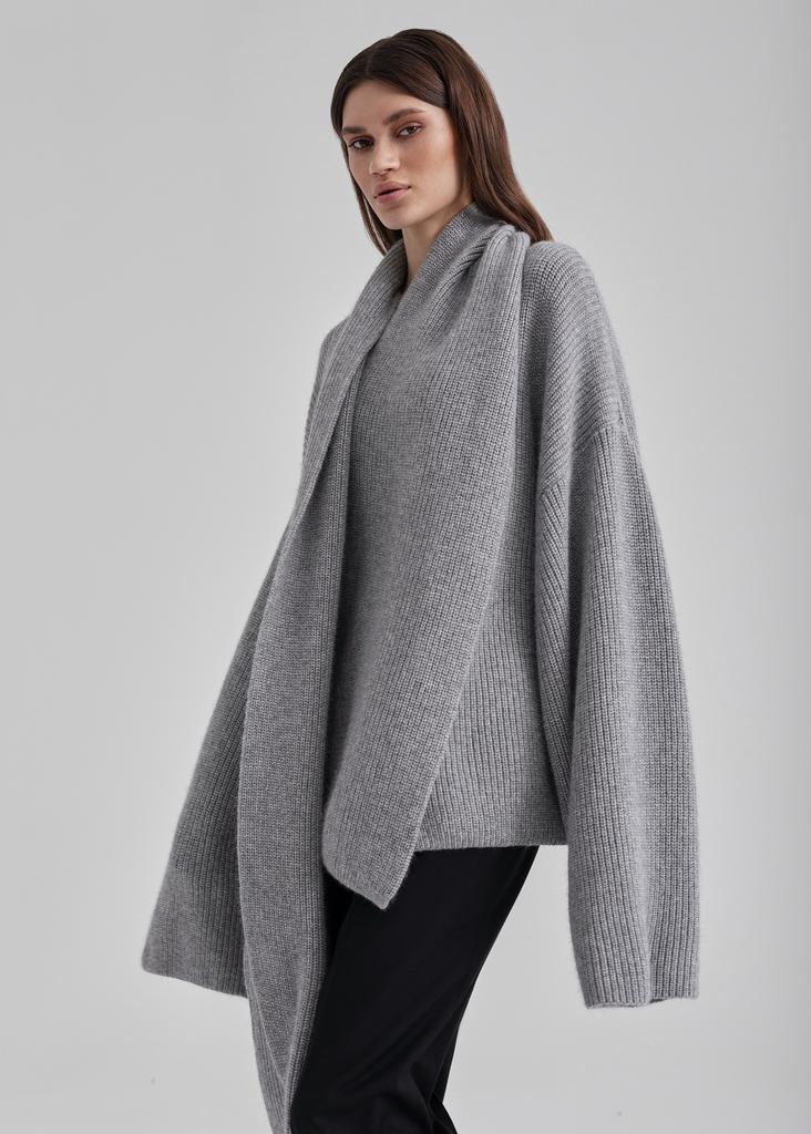 100% wool cardigan with scarf