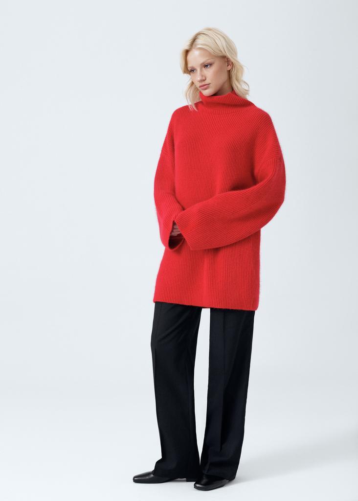 100% wool turtleneck sweater
