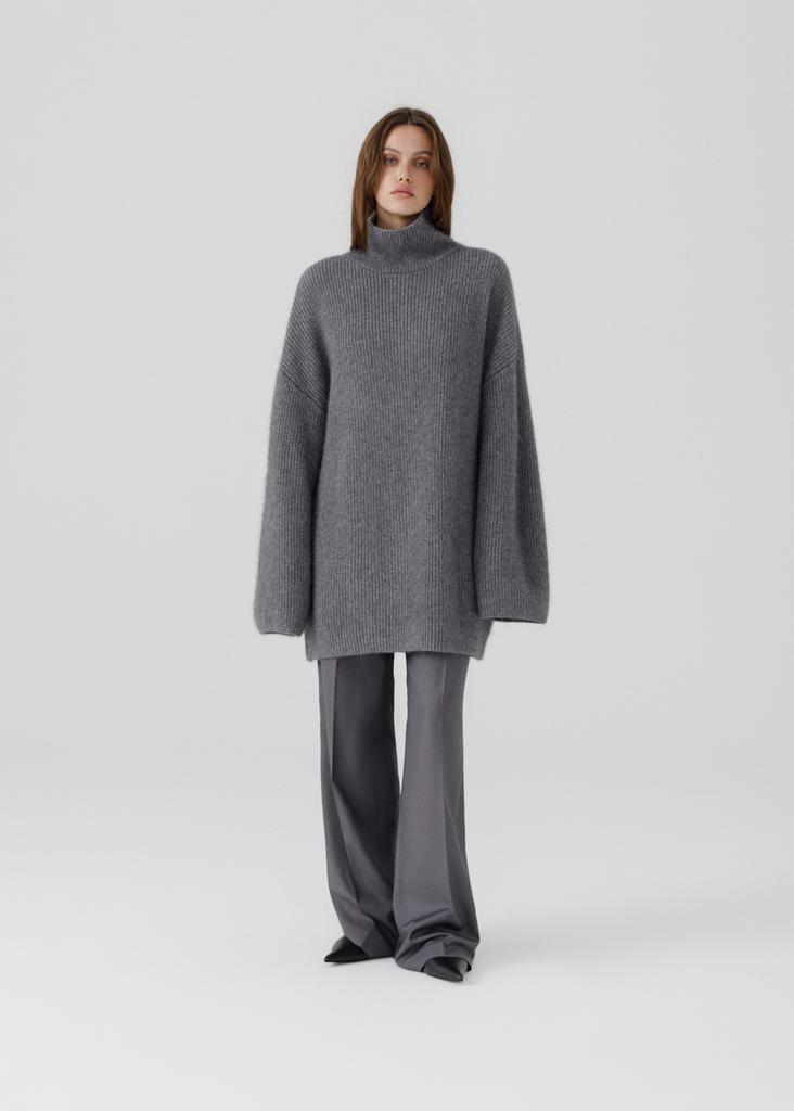 100% wool turtleneck sweater