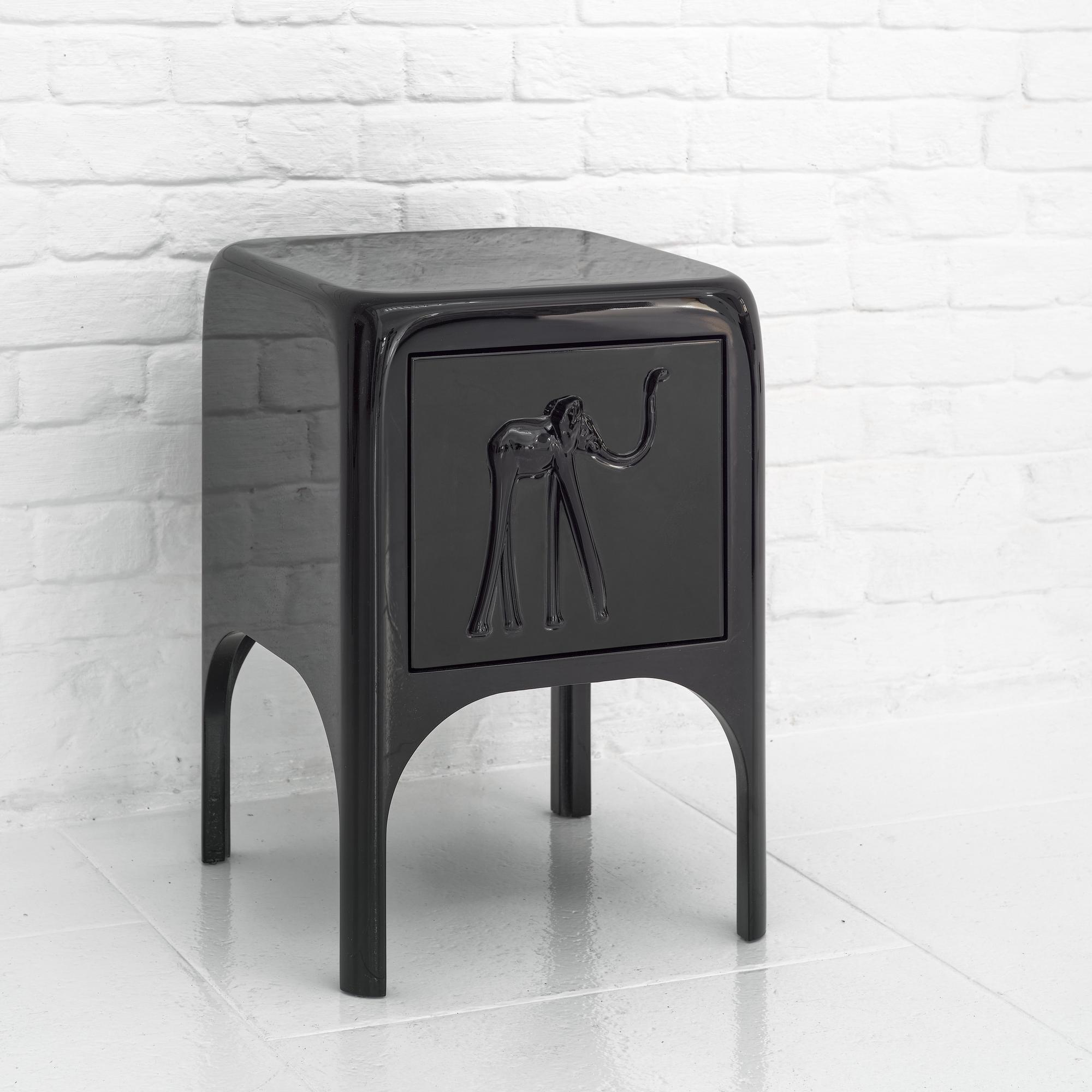 Прикроватная тумбочка "SALVADOR"