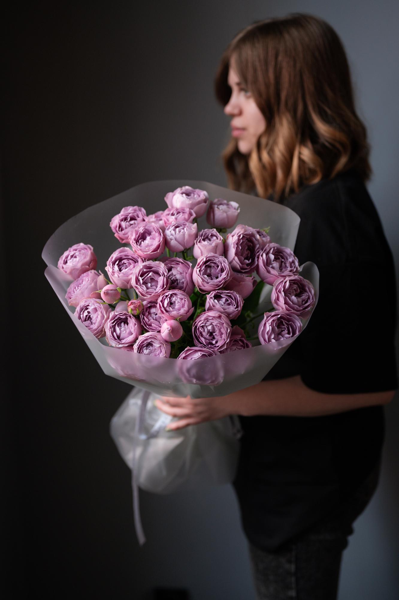 Моно букет из лавандовых роз