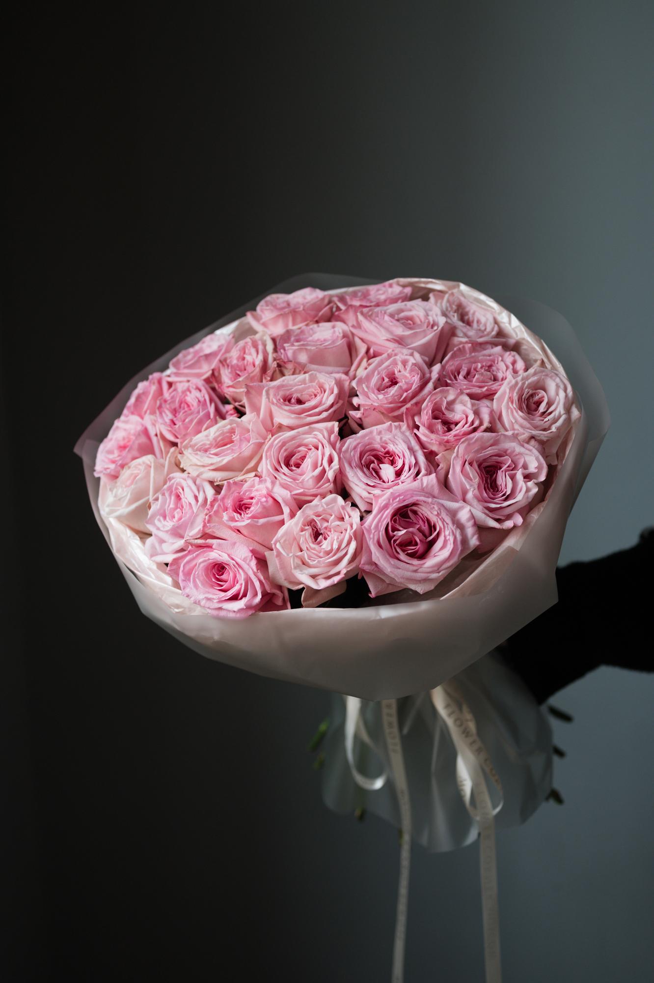 Моно-букет из роз сорта Пинк Охара