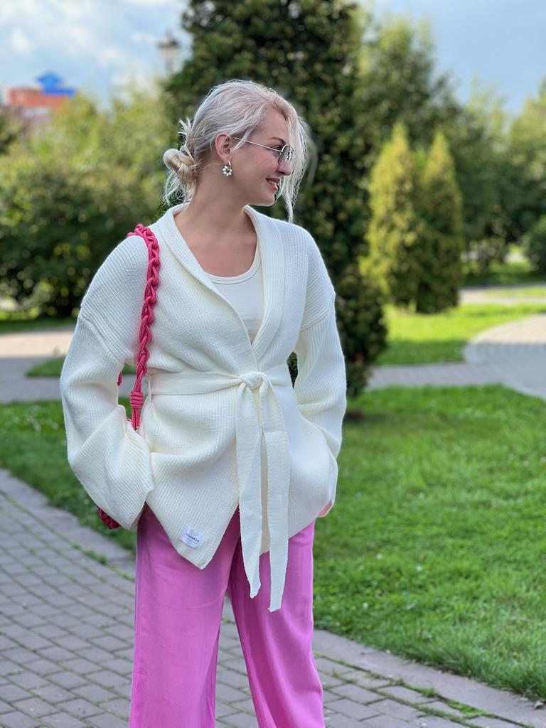 Кардиган с поясом, молочный