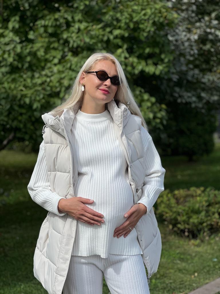 Жилет с капюшоном