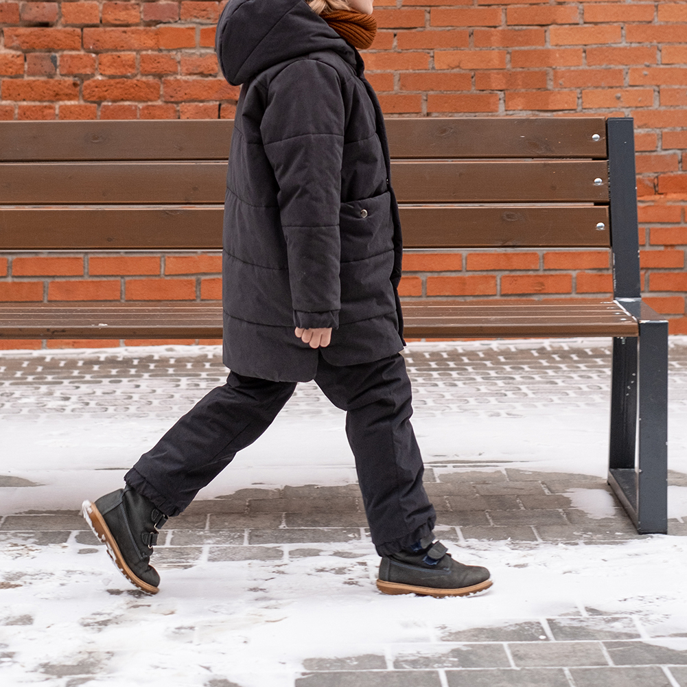 Утеплённые брюки пыльно-черные (мембрана)