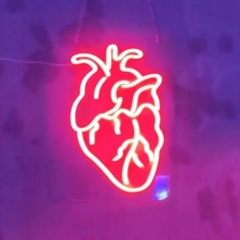 Неоновая табличка "Сердце" 34х56 см
