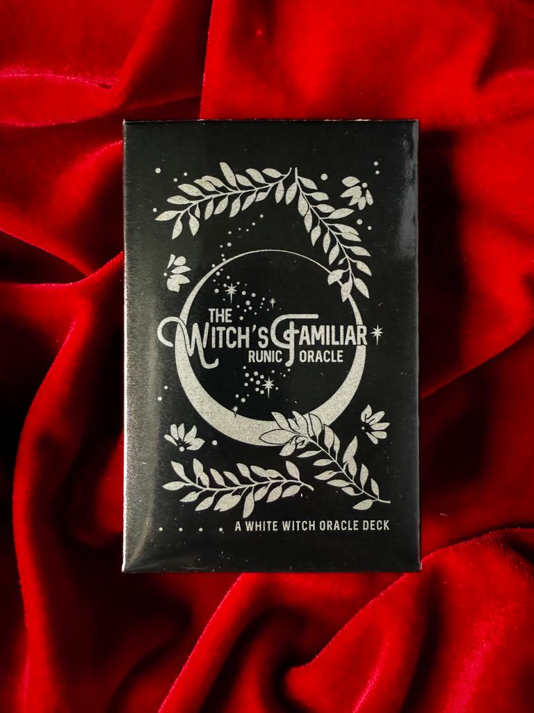 Таро-оракул Рунические Фамильяры (The Witchs Familiar Runic Oracle)