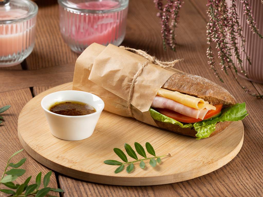 Чиабатта с ветчиной