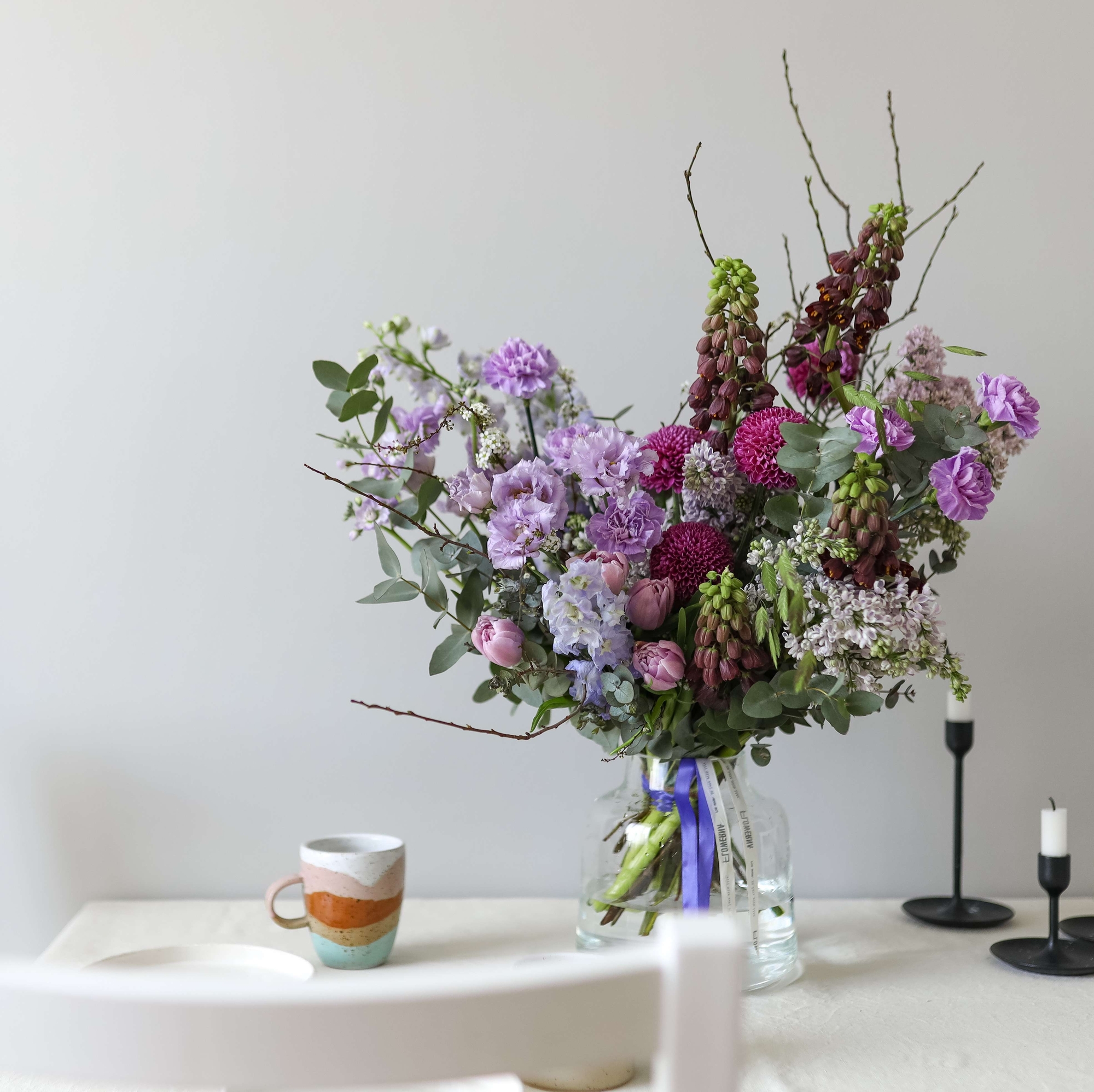 Цветочная подписка "Сборная охапка" размер L