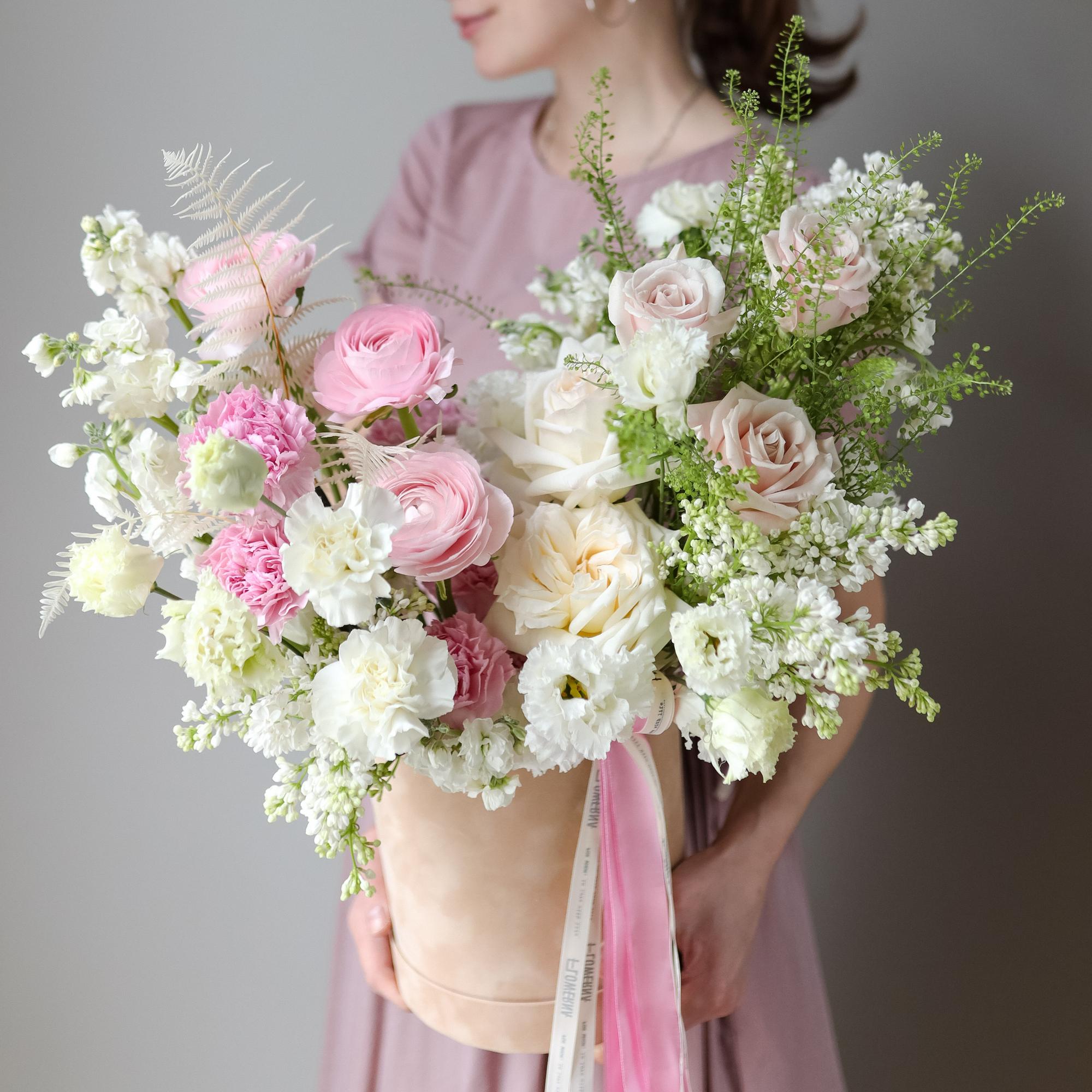 Шляпная коробка "Нежные чувства"