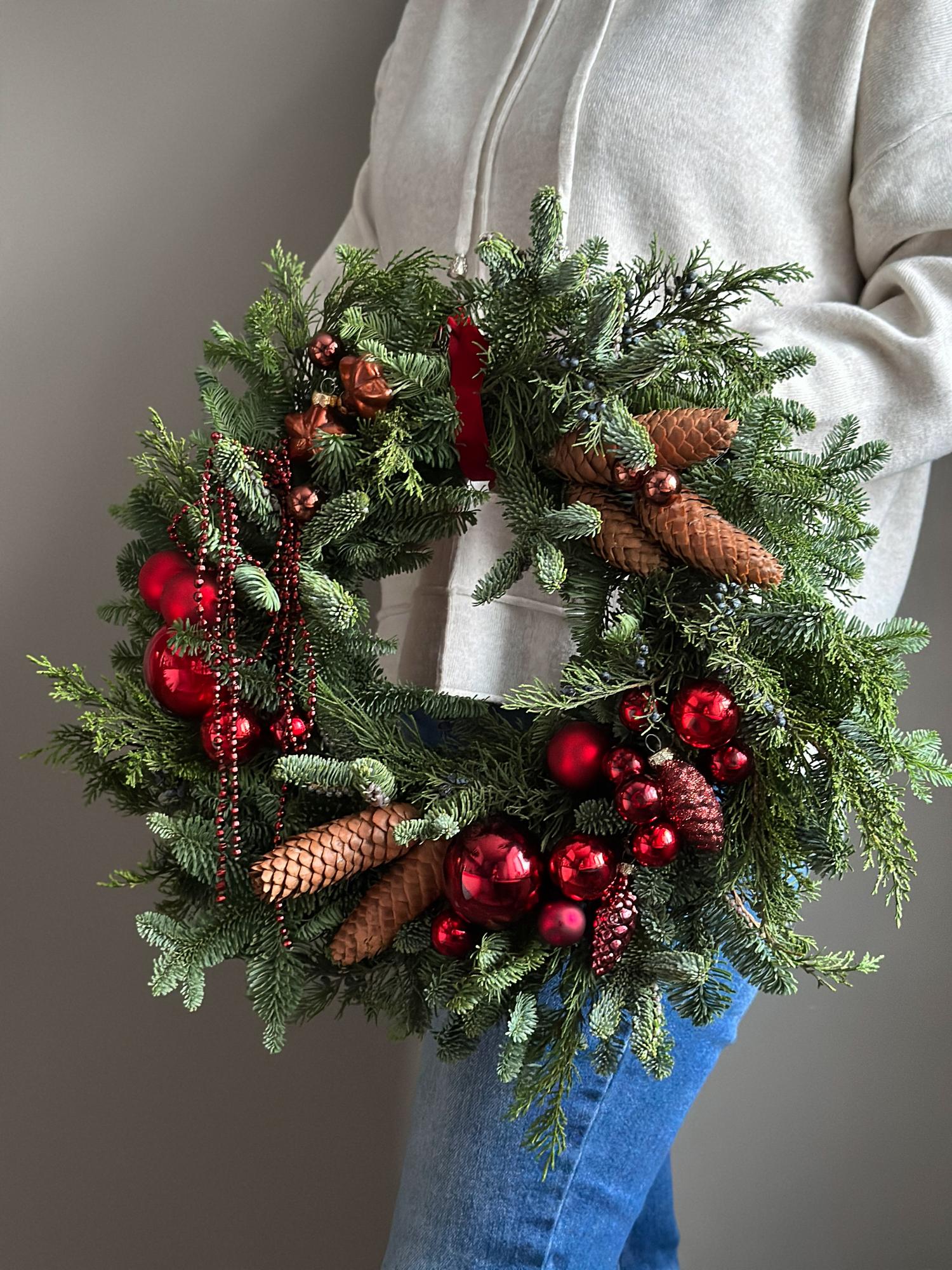 Рождественский венок "Red"