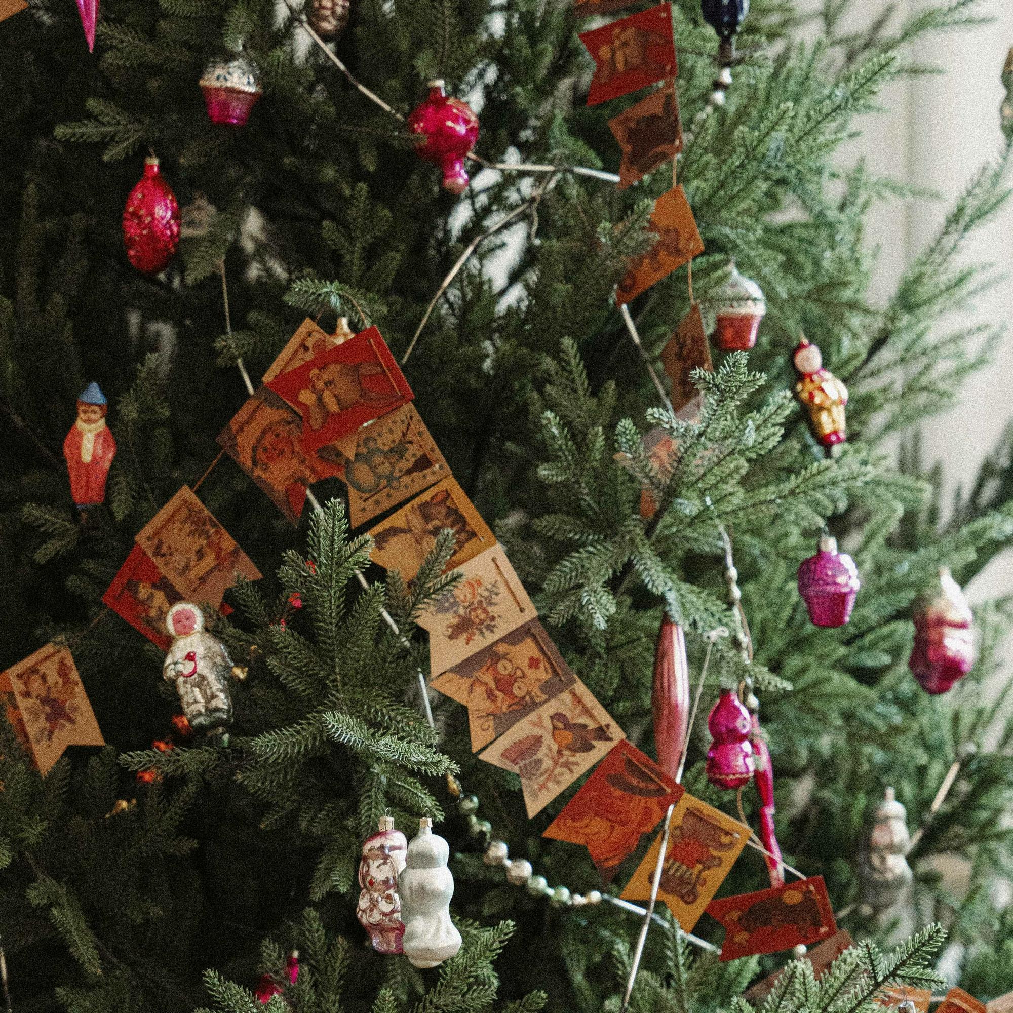 Ель в гамме "Ностальгия"