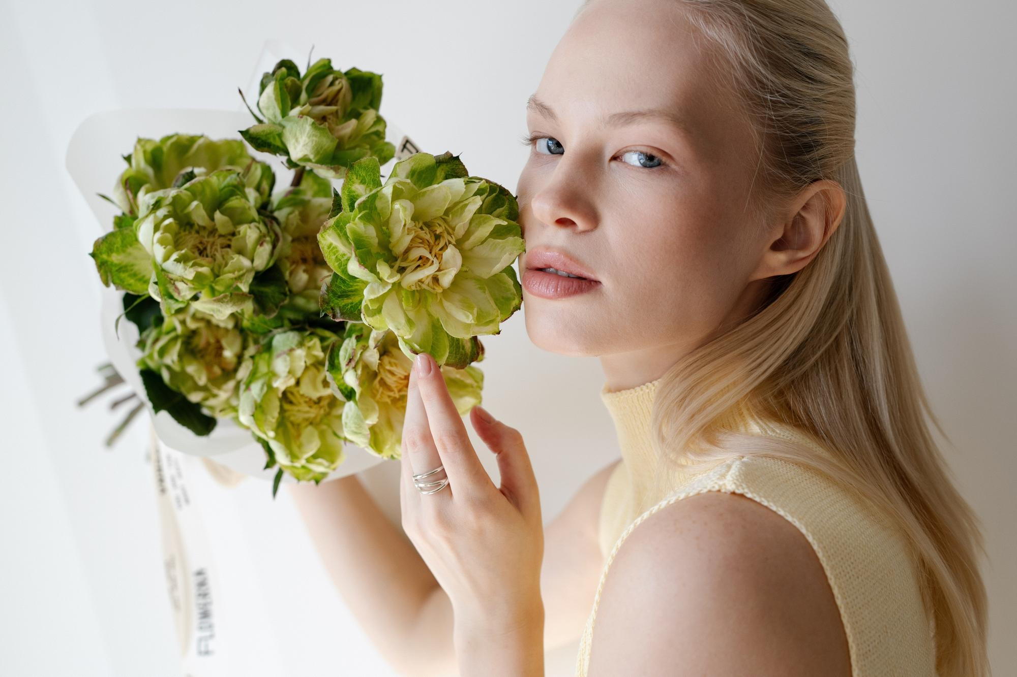 Пионовидные розы "Вегги"