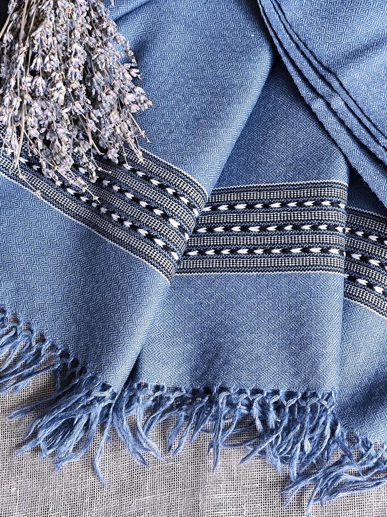 Шарф из шерсти мериноса и шелка Airy Blue