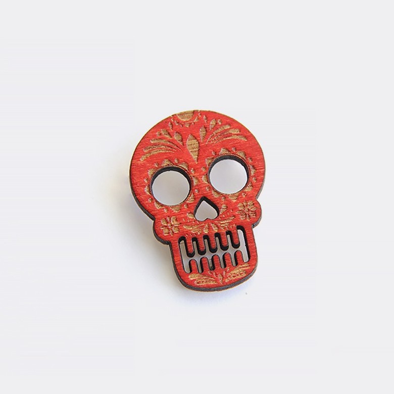 Значок "ЧЕРЕП РЕЗНОЙ"