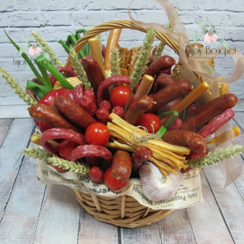 Подарочная корзина "Вкус праздника", 2 кг