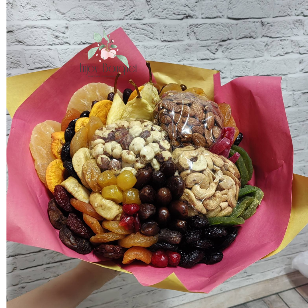 Букет из сухофруктов и орехов "Здоровый баланс"