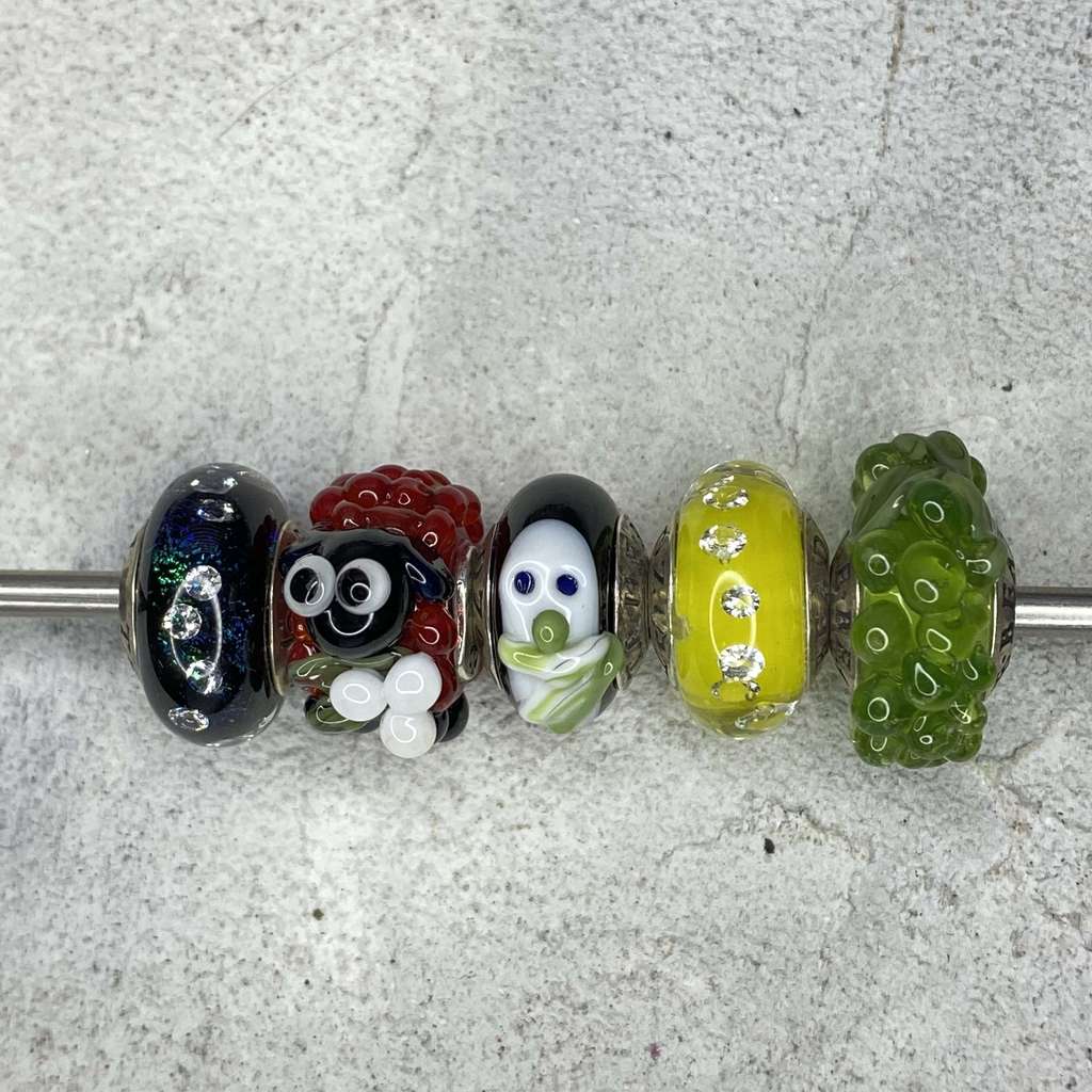 Live December Row 57