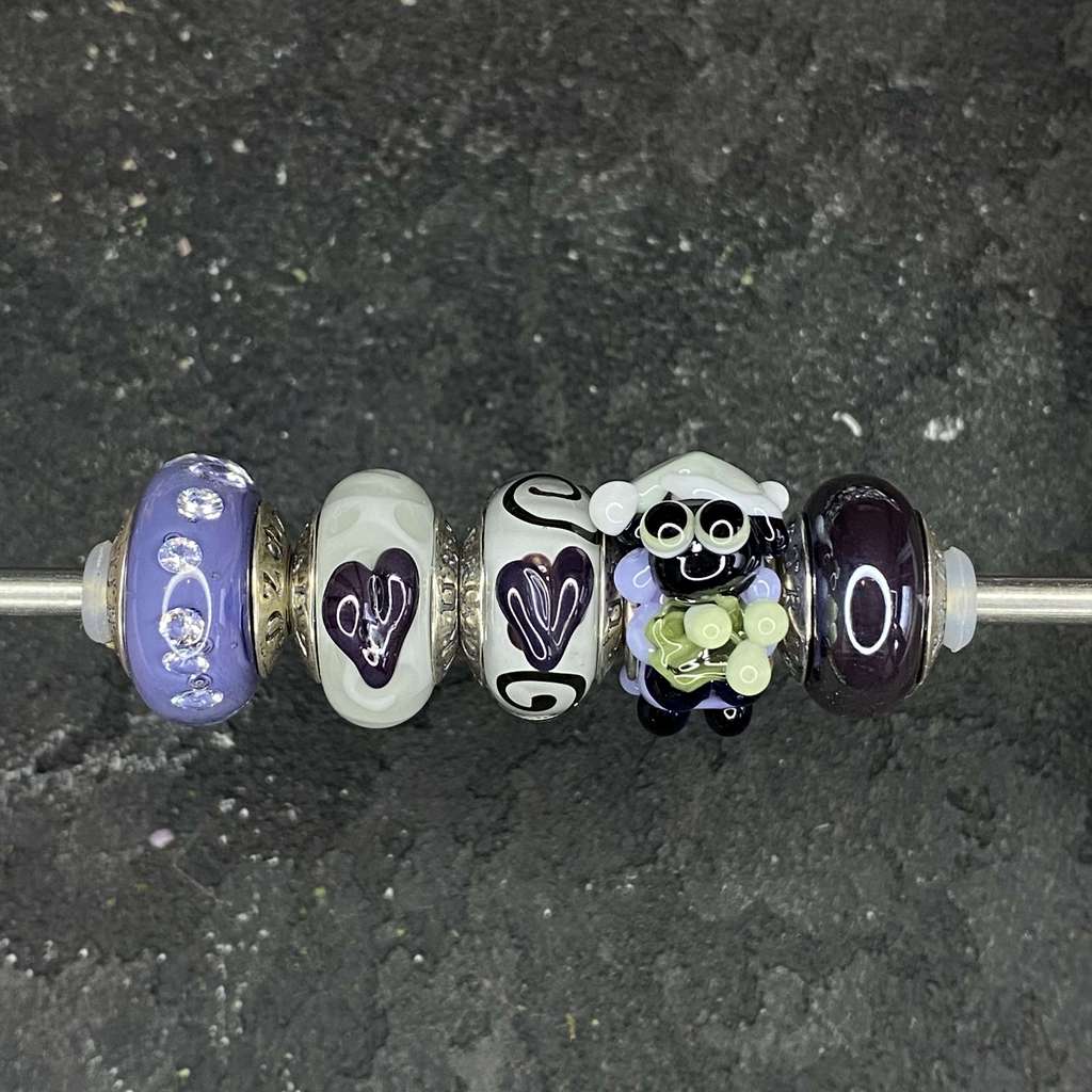 BEADS Fri Row 13