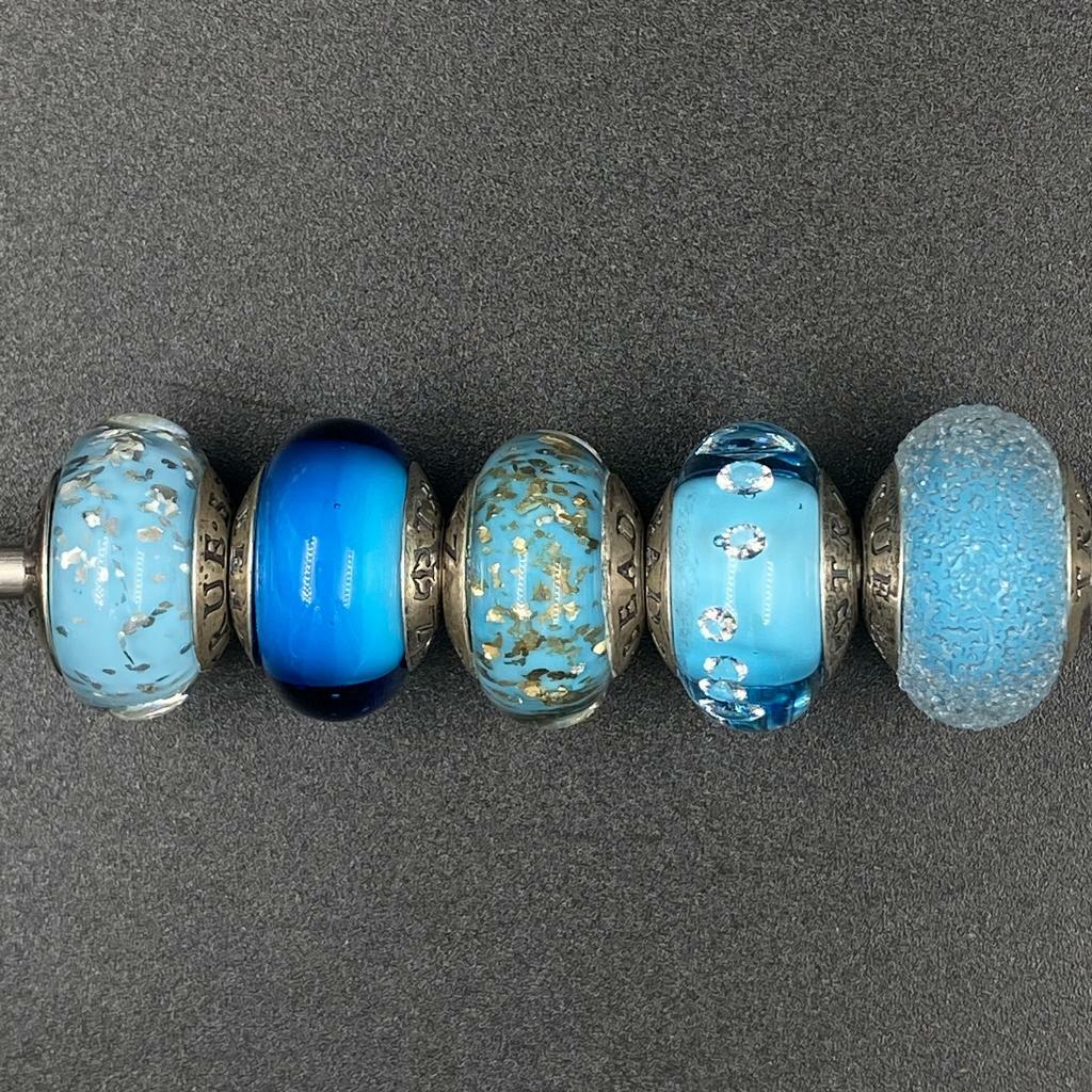 CHRISTMAS Sat Row 10