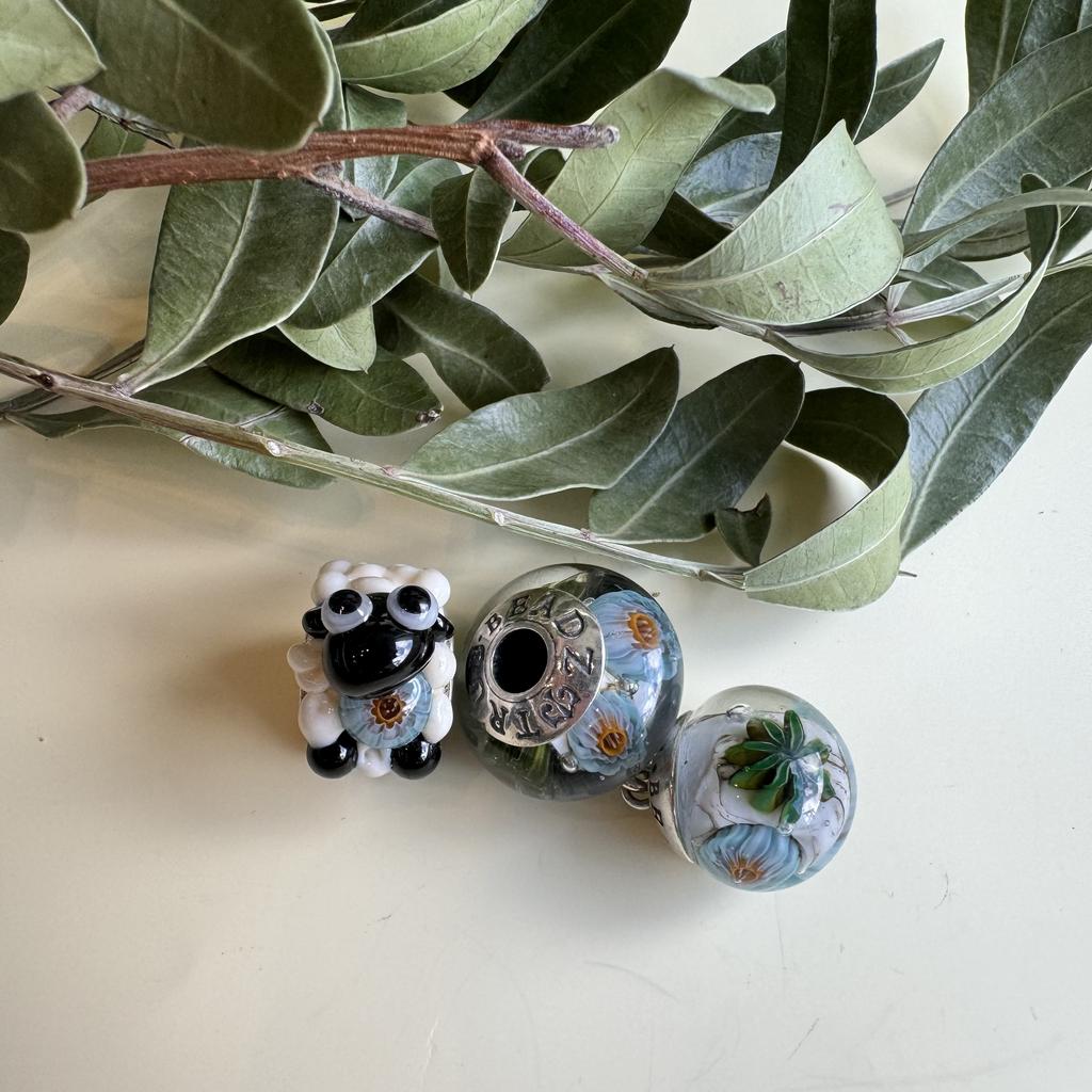 Fri Aquarium bead+dangle+sheep set