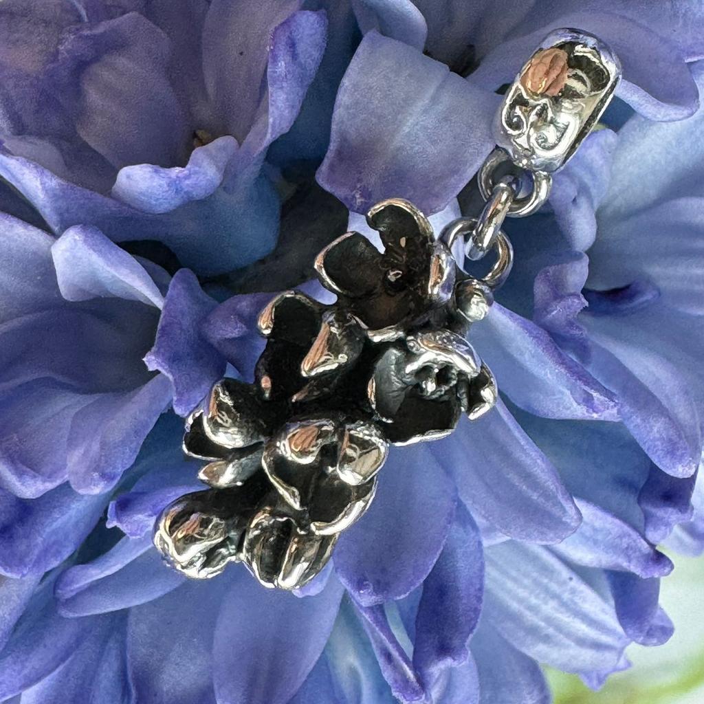 Hyacinth dangle
