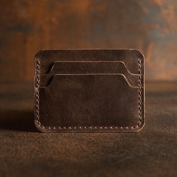 Коричневый кардхолдер из натуральной кожи