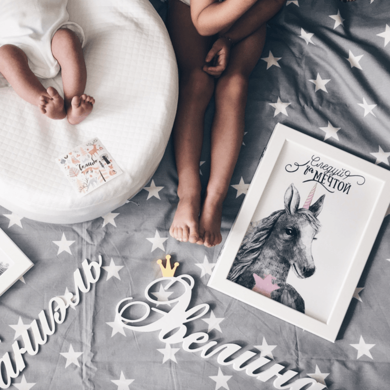 Постер Малышка единорог купить в интернет магазине