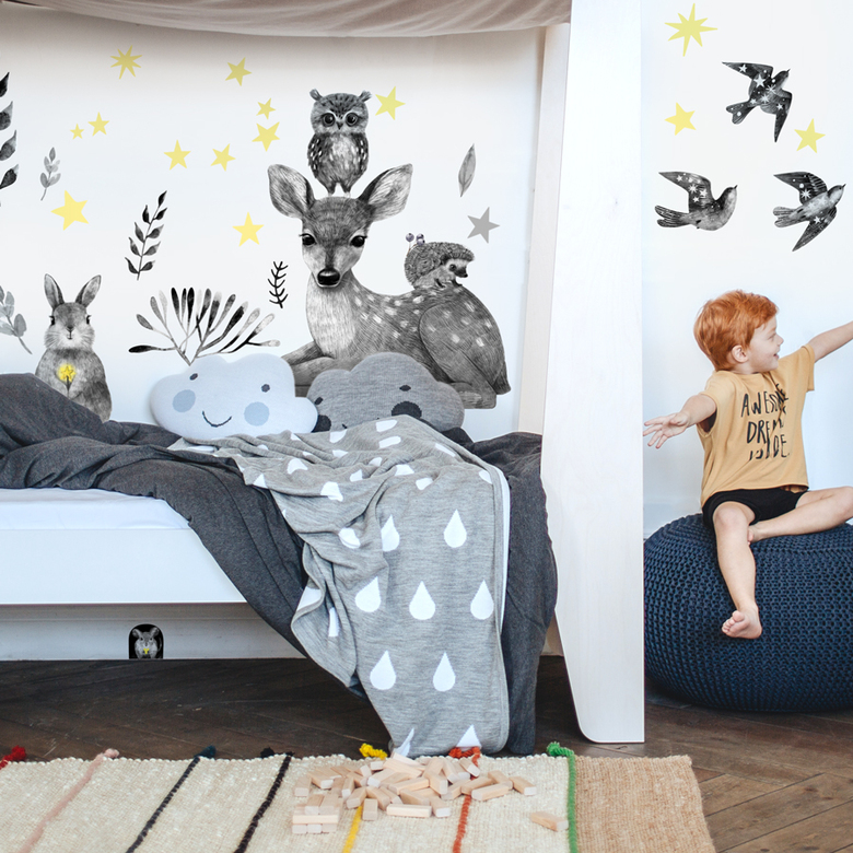 Лесная сказка с жёлтыми акцентами - набор стикеров