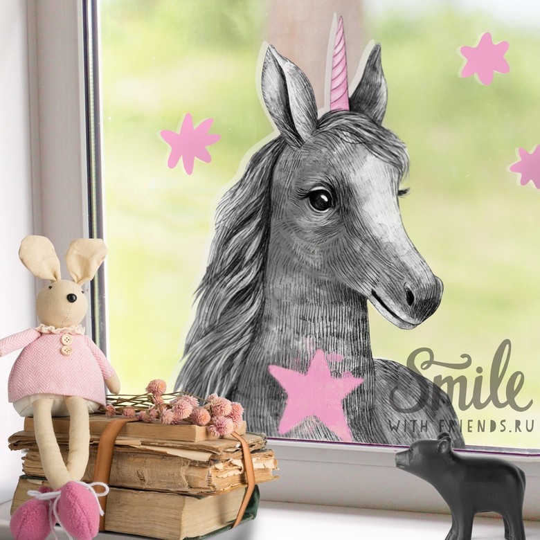 Малышка единорог - стикер интерьерный