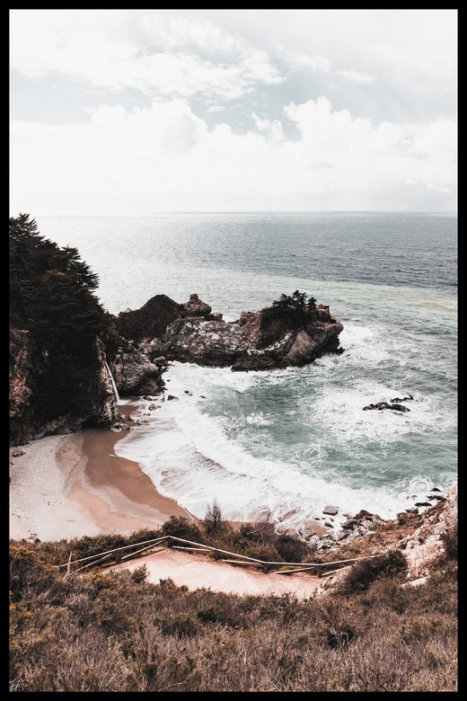 Постер Спуск К Морю #2