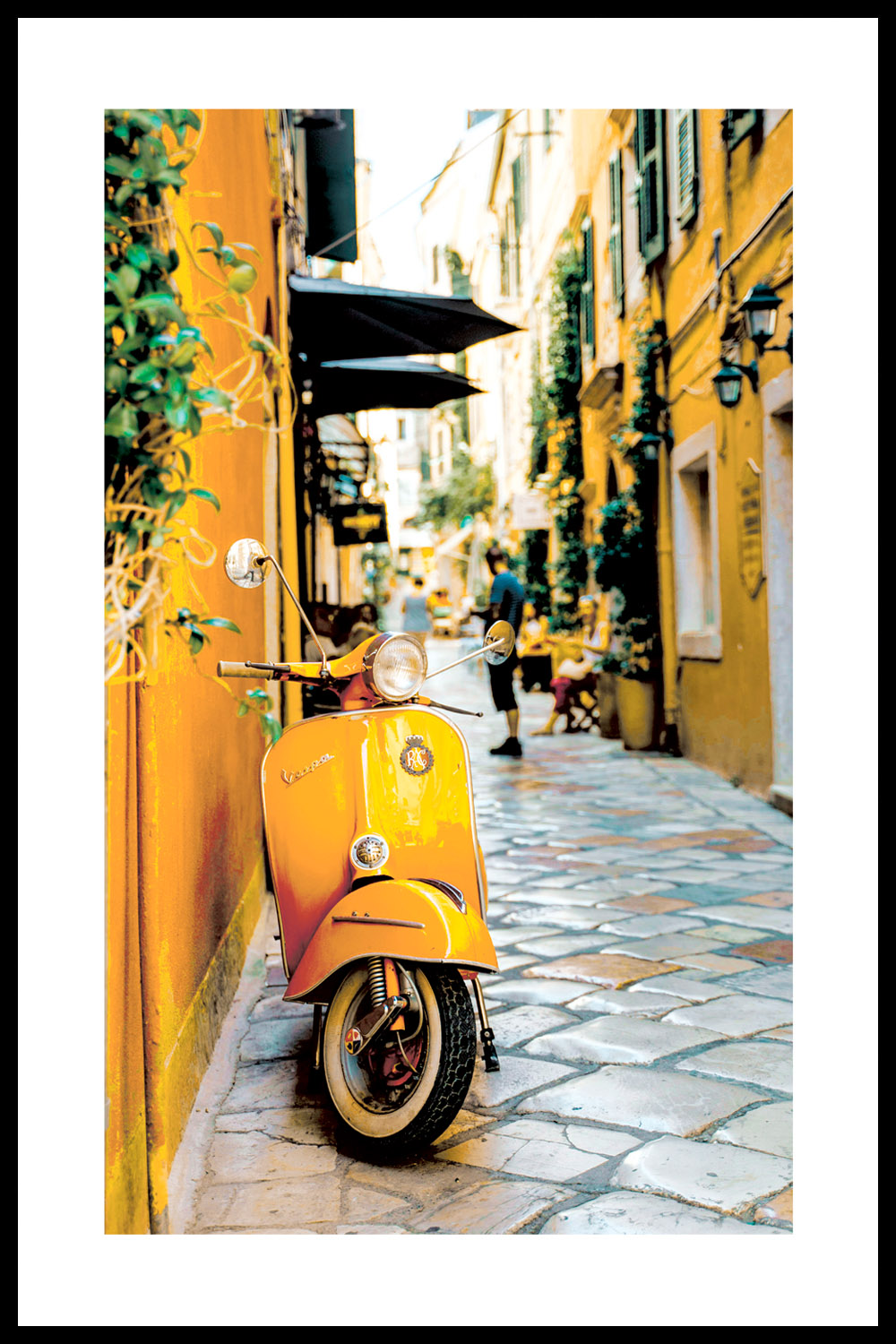Постер Желтая Vespa