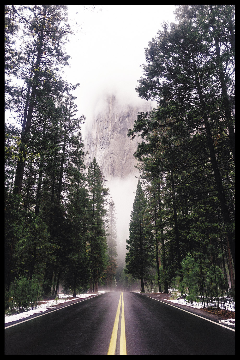 Постер Road To The Mountain