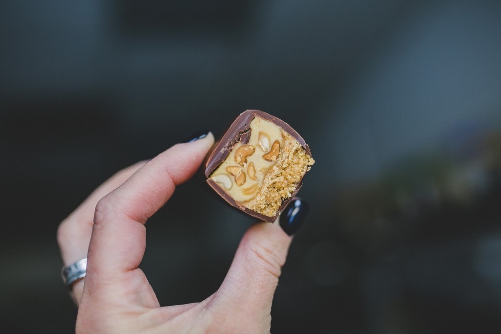 Батончик Сникерс