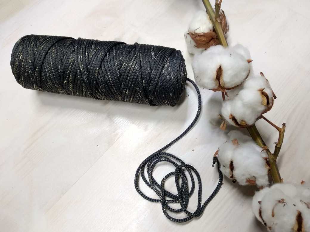 Полиэфирный шнур с золотым люрексом "Темно-серый" (длина 100м, диаметр 3мм)