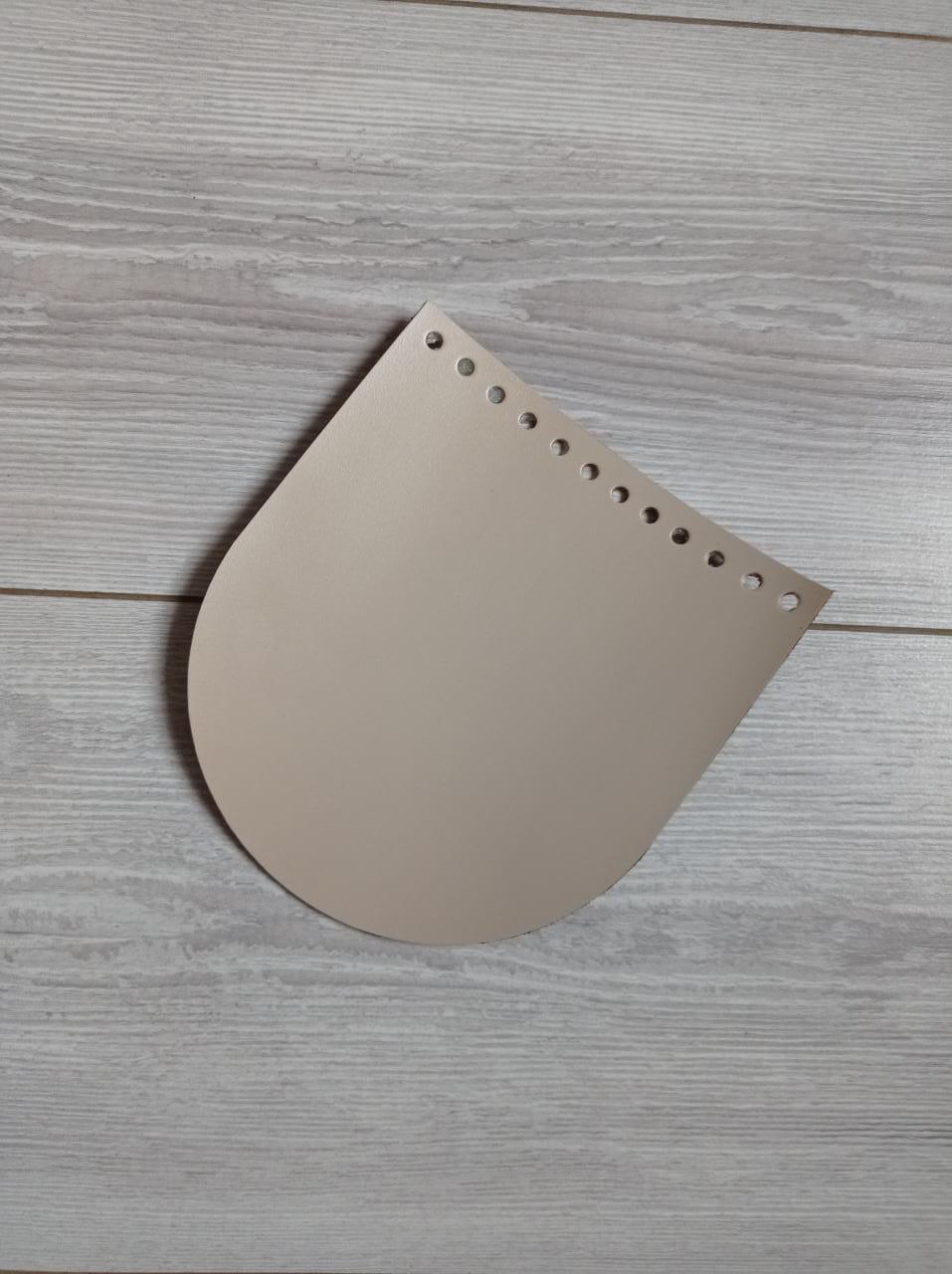 Крышка круглая 15х20 см. Цвет кожи на выбор