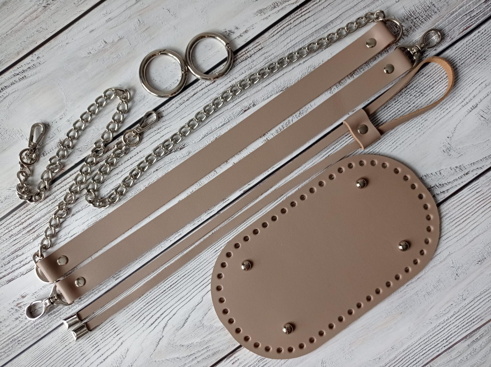 Набор для торбы (4 элемента). Натуральная кожа. Капучино. Цвет фурнитуры на выбор