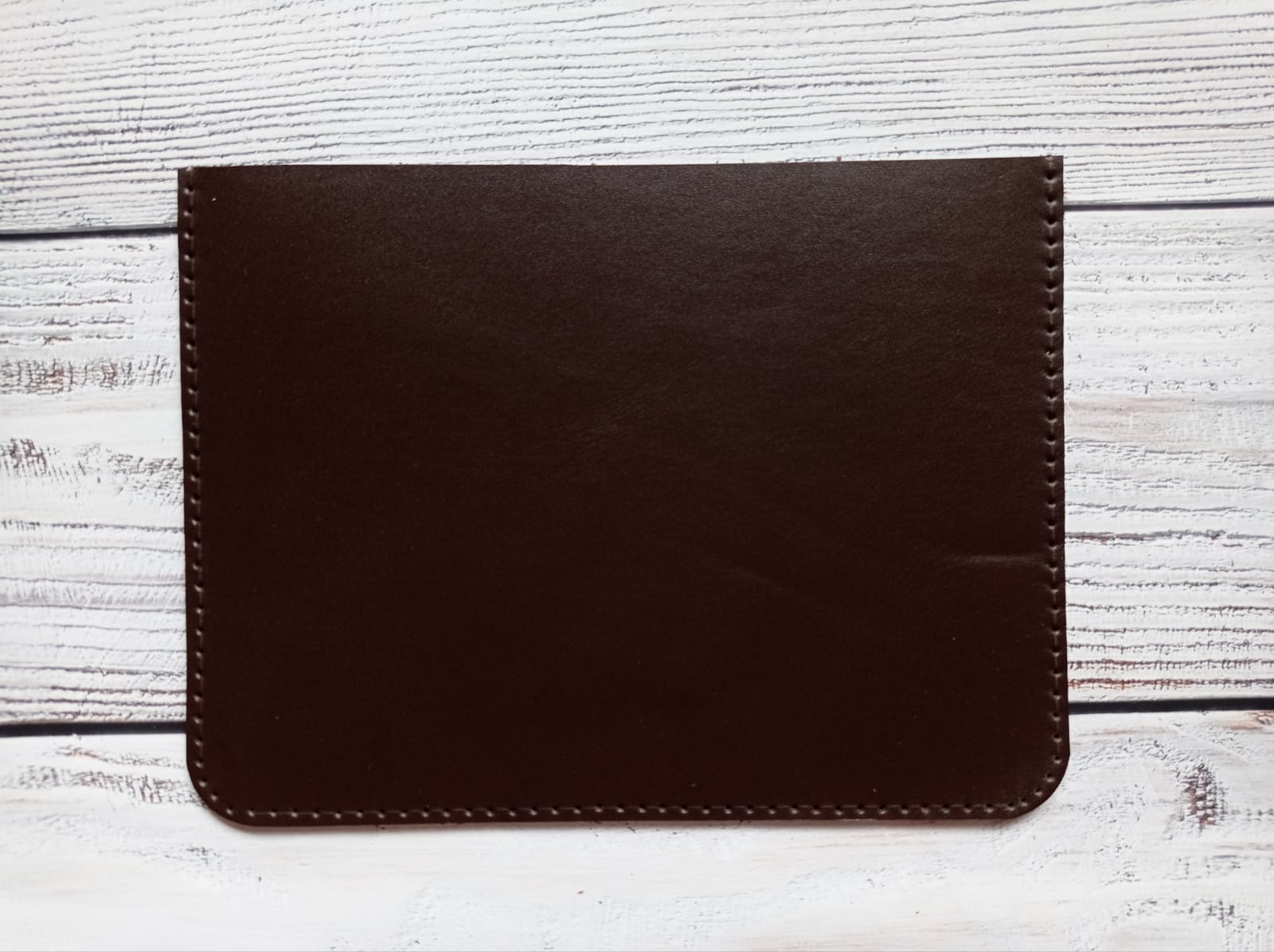 Карман 20х15 см. Цвет кожи: коричневый