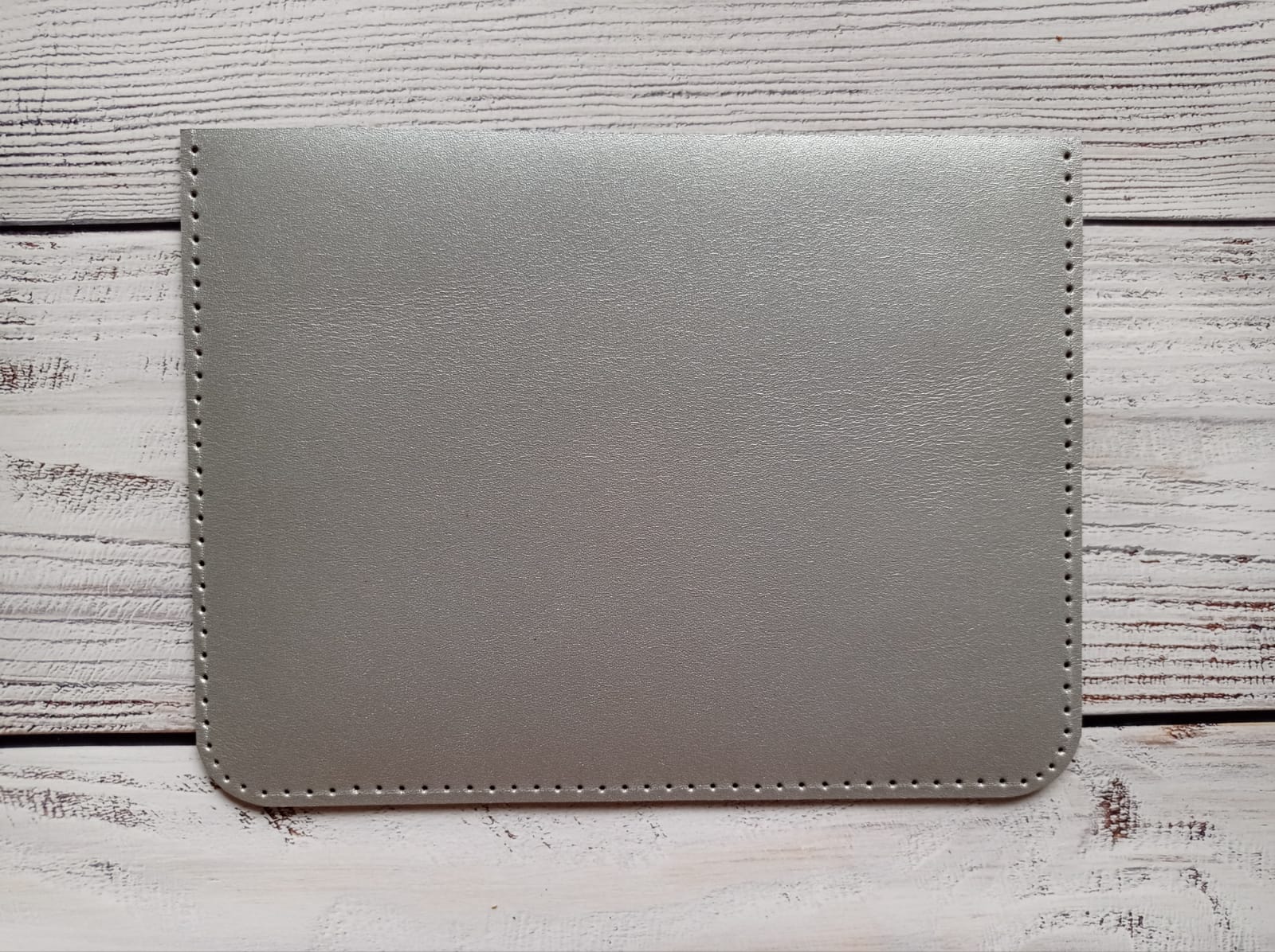 Карман 20х15 см. Цвет кожи: серебро