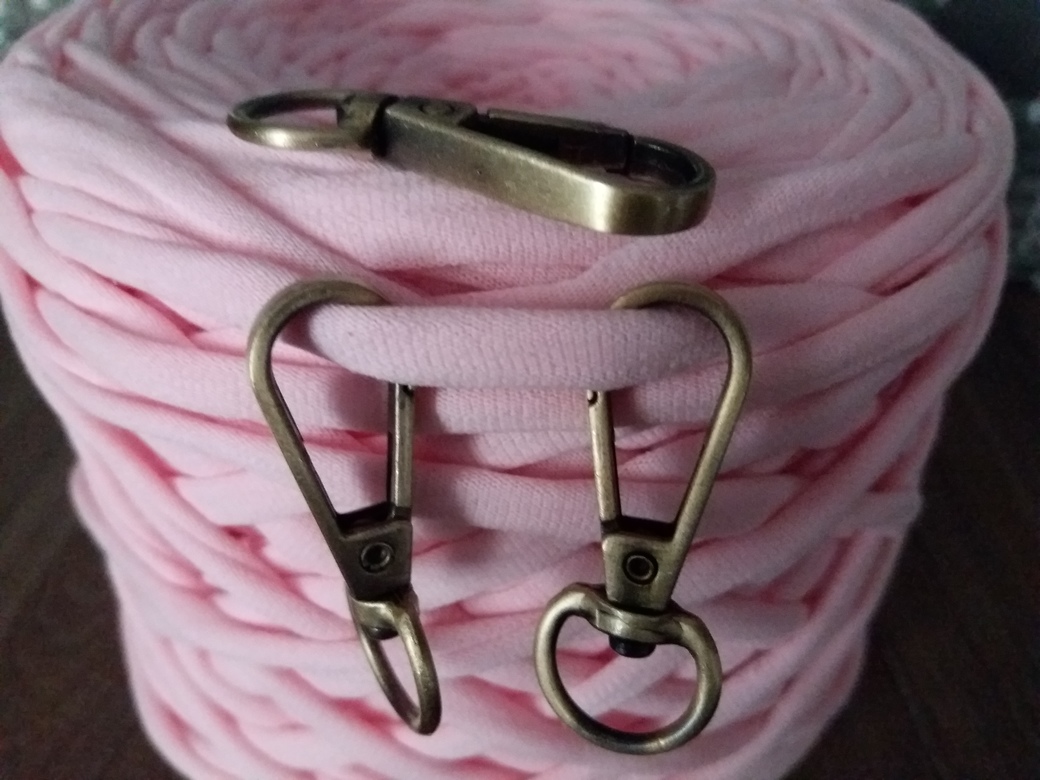 Карабин для сумок 43х17 мм, колечко 11 мм. Бронза