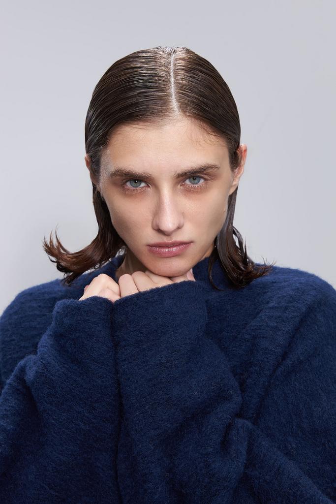 Свитер EMBRACE dark blue